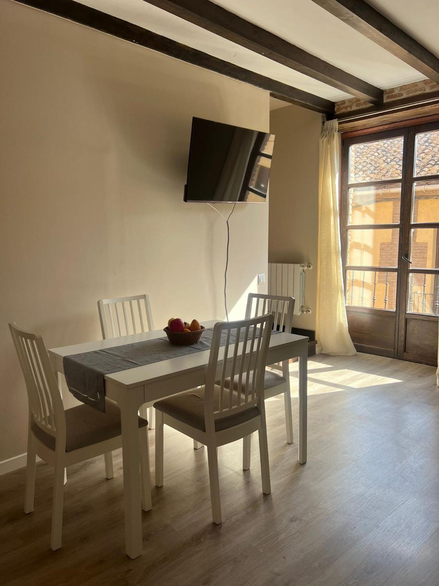 דירות אלקאלה דה הנארס La Casona Del Asno מראה חיצוני תמונה