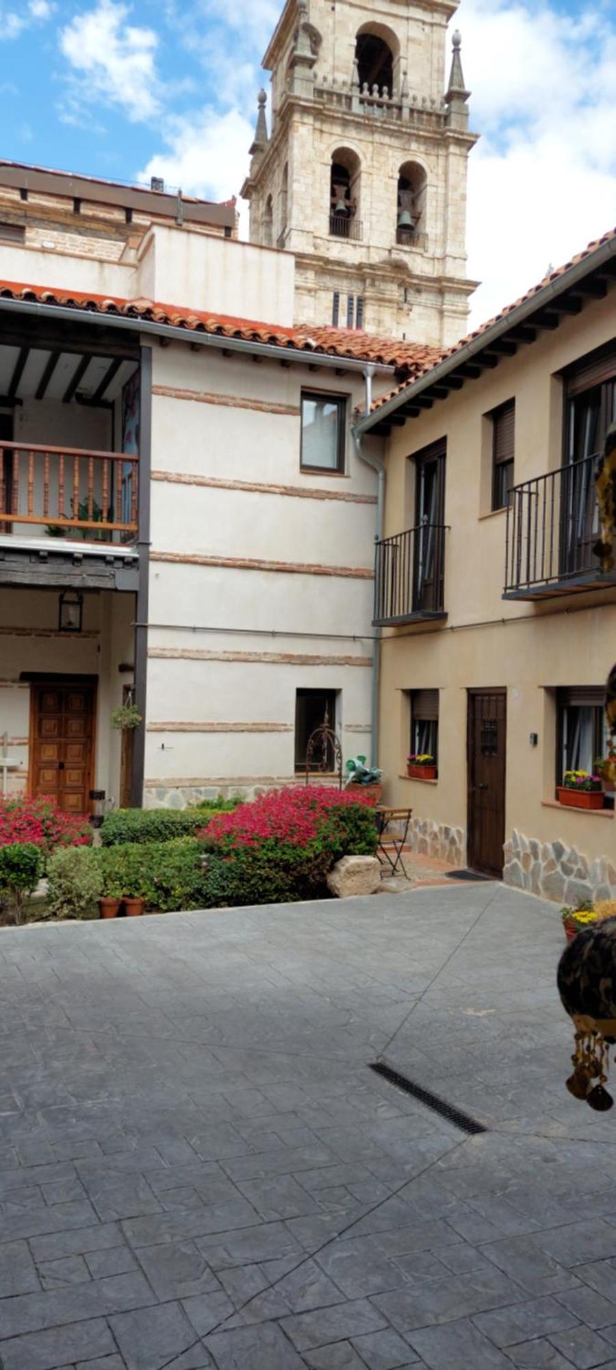 דירות אלקאלה דה הנארס La Casona Del Asno מראה חיצוני תמונה