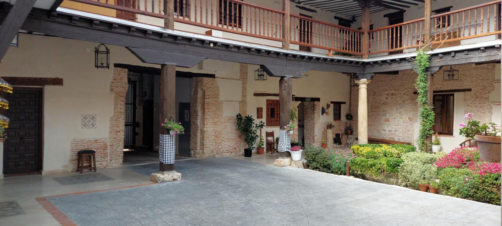 דירות אלקאלה דה הנארס La Casona Del Asno מראה חיצוני תמונה